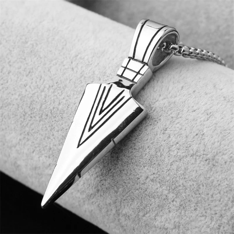 Hip Hop Fashion Rock Necklace Personalized Triangle Spearhead Men's Necklace Stainless Steel Metal Arrow Pendant Jewelry Chain