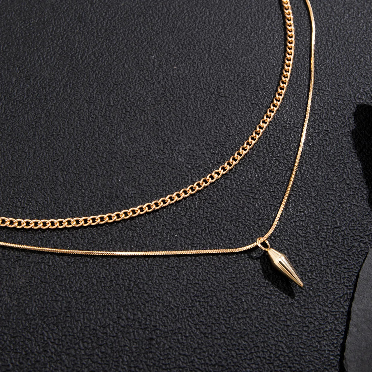 KunJoe 2pcs/set Stainless Steel Metal Rivet Pendant Thin Snake Chain Necklace for Men Punk Silver Color Cuban Link Chain Choker
