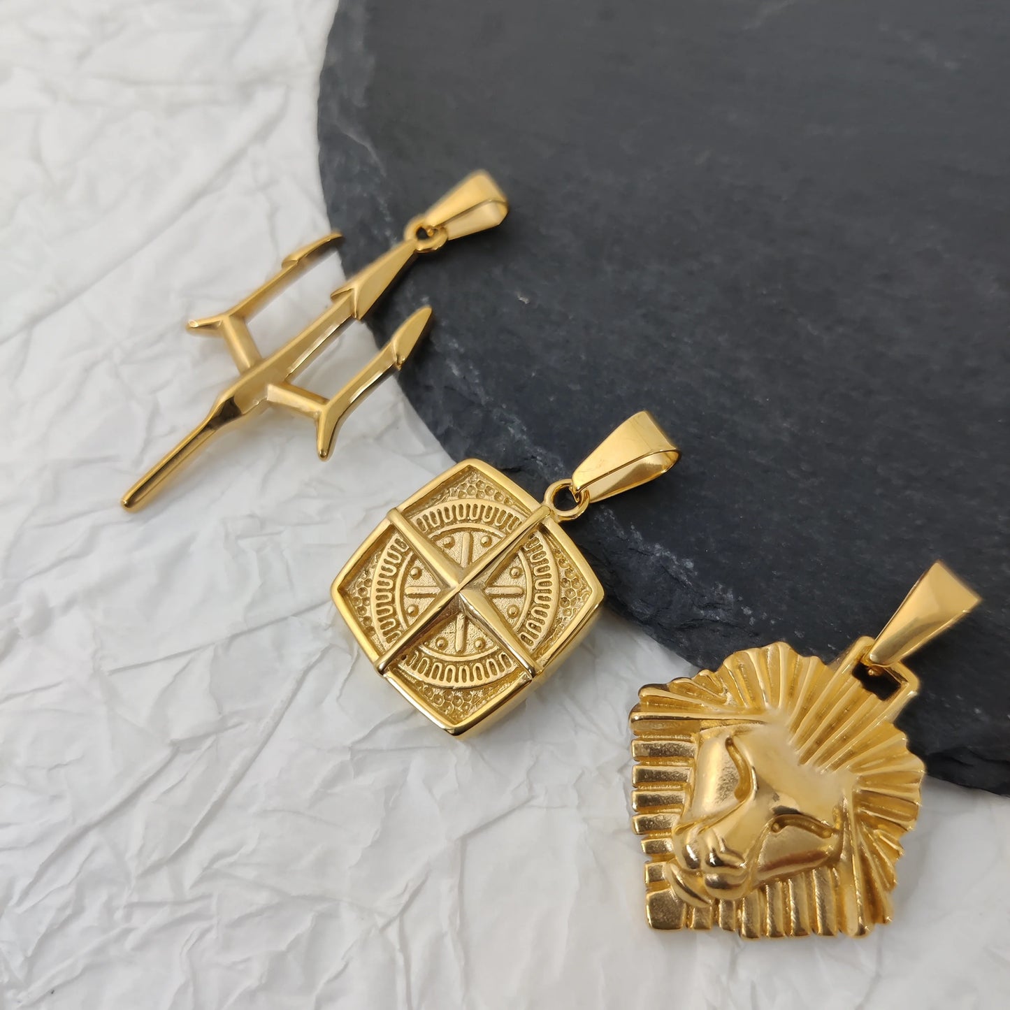 Poseidon Trident Necklace Stainless Steel 18K Gold Plated Aquaman Greek Mythology Pendant Jewelry Gift for Men